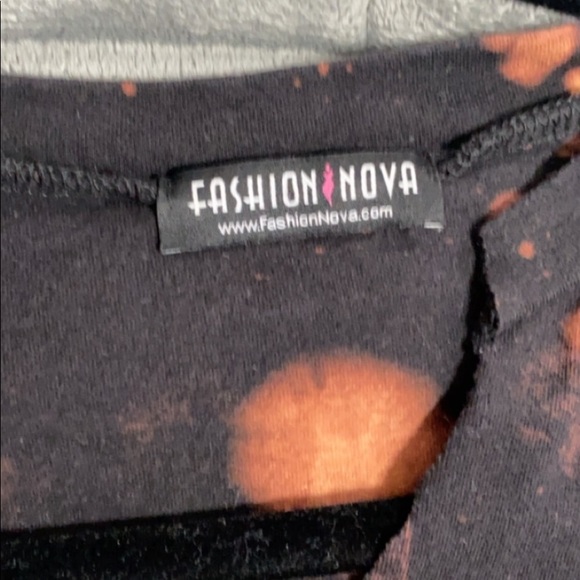 FASHION NOVA SHIRT - Picture 2 of 3